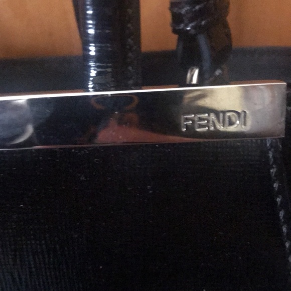 FENDI PETIT 2 Jours TOTE IN VERY GOOD CONDITION. - Picture 11 of 13